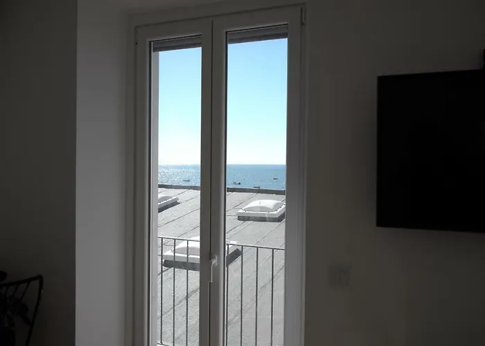 Double By The Ocean アパート